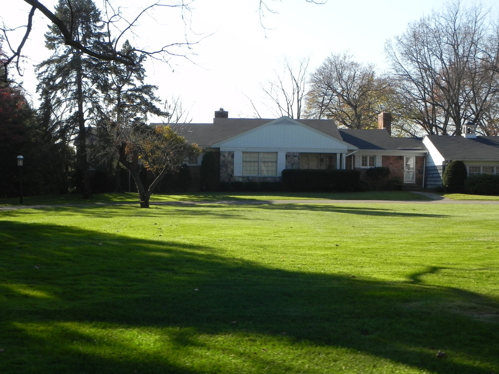 Gilbert Lake Bloomfield Michigan
